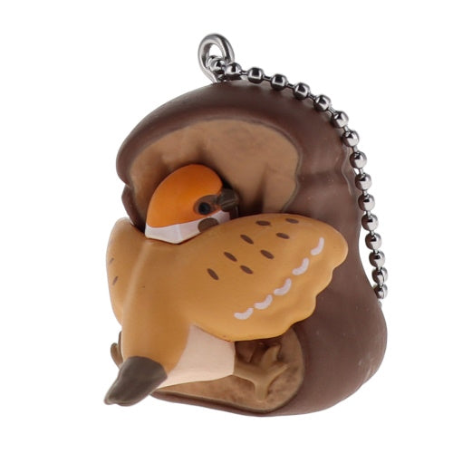 Mugyuttori Bird Hugging Bread Mascot Vol. 01 Qualia 2-Inch Key Chain