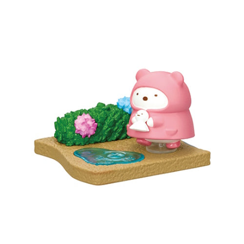 San-x Sumikko Gurashi Walking Rainy Day Re-Ment 3-Inch Collectible Toy