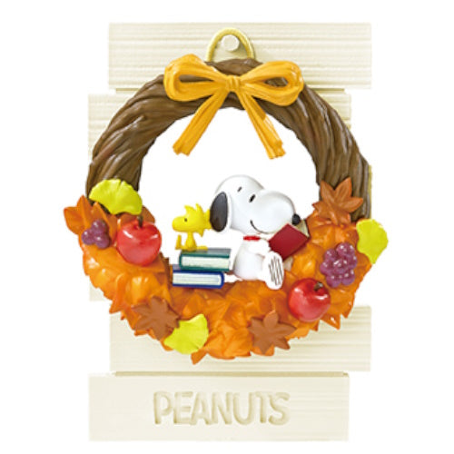 Snoopy Peanuts Wreath Collection Vol. 01 Re-Ment 3-Inch Mini-Figure