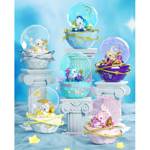Tokidoki Unicorno Twirling Starry Heart Shell Planet Jaki 4-Inch Building Block Set