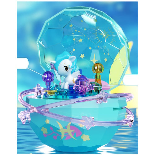 Tokidoki Unicorno Twirling Starry Heart Shell Planet Jaki 4-Inch Building Block Set