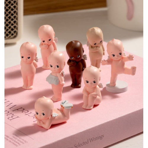 Kewpie Minis Figure Series Smoko 1-Inch Mini-Figure