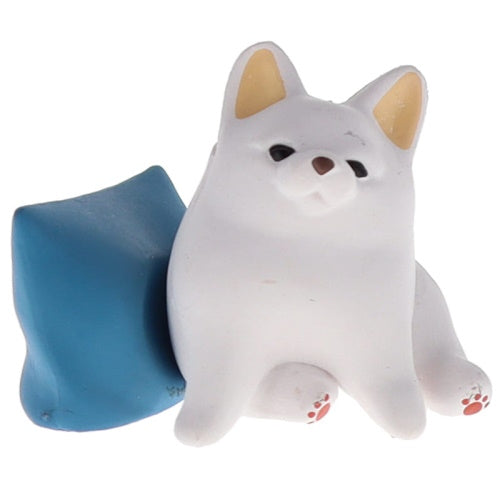 Animal Attraction Chihuahua Life Figure Series Stand Stones 2-Inch Mini-Figure