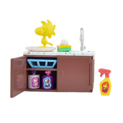 Peanuts Snoopy Bakery And Cafe Series Toptoy 3-Inch Mini-Figure