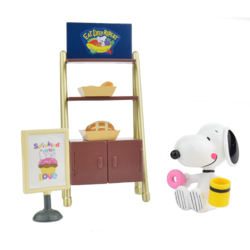 Peanuts Snoopy Bakery And Cafe Series Toptoy 3-Inch Mini-Figure
