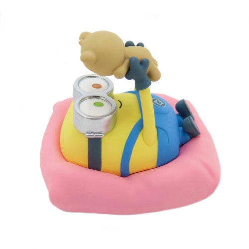 Despicable Me Minions Bob And Time Goodtime Series Takara Tomy 2-Inch Mini-Figure