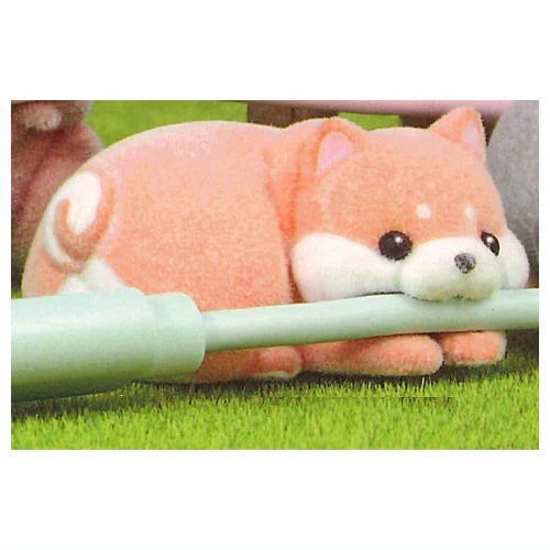 Cable Biter Flocked Fuzzy Dog Yell 1-Inch Mini-Figure
