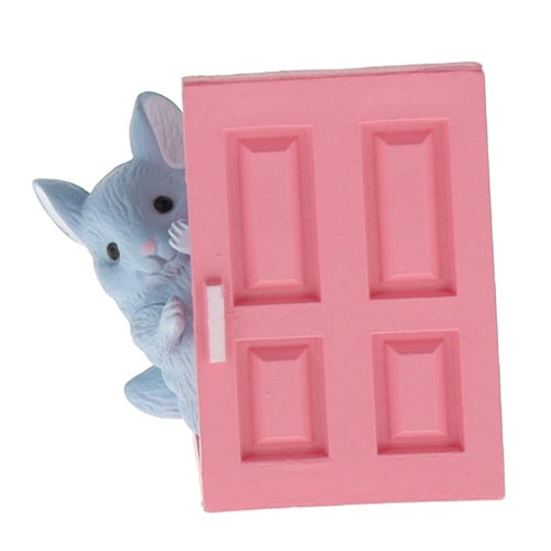 Chinchilla Found Hiding Figure Series Yell 2-Inch Mini-Figure