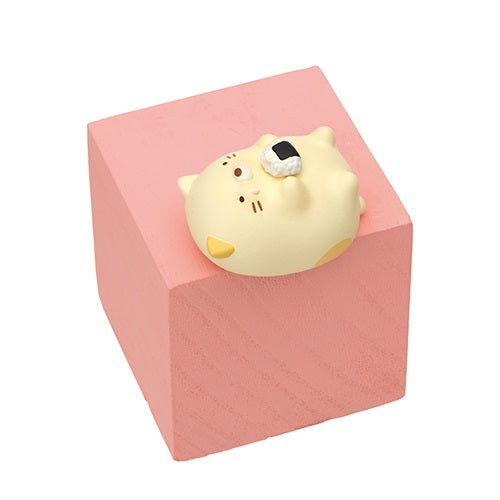 San-X Sumikko Gurashi Pittori Re-Ment 1-Inch Hanging Mini-Figure