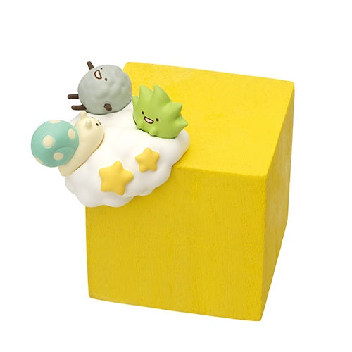 San-X Sumikko Gurashi Pittori Re-Ment 1-Inch Hanging Mini-Figure