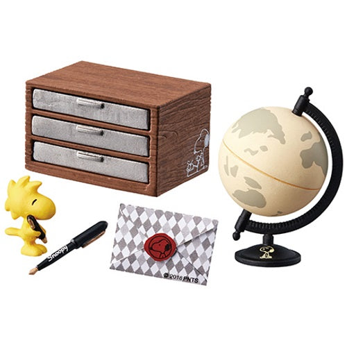 Peanuts Snoopy's Mono Room Re-ment Miniature Doll Furniture