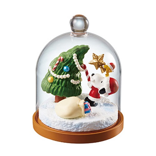 Peanuts Snoopy Life In USA 3-Inch Re-ment Terrarium Collectible