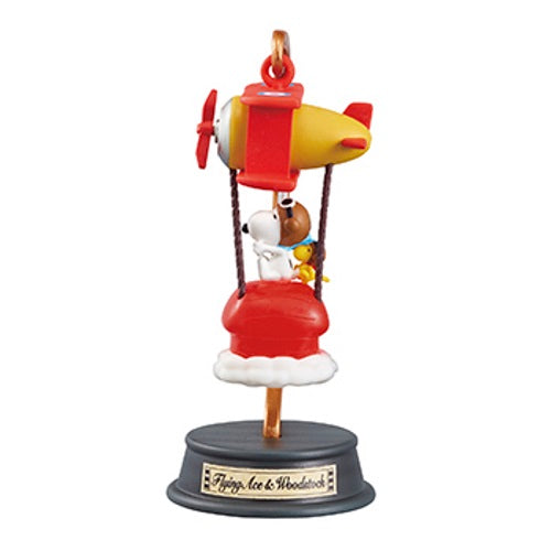 Peanuts Snoopy Balloon Journey 3-Inch Re-ment Collectible Figure