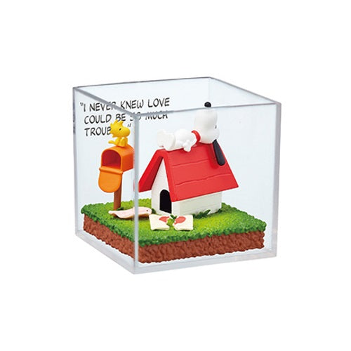 Peanuts Snoopy Words Of Love Terrarium Re-Ment 3-Inch Collectible Toy
