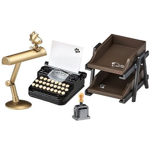 Peanuts Snoopy Vintage Writing Room Re-Ment Miniature Doll