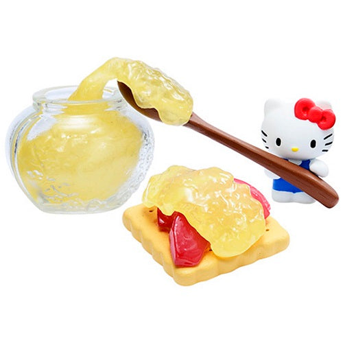 Sanrio Hello Kitty Apple Forest Sweets Re-ment Mini- Figure