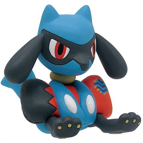 Pokemon At Home Relax Cushion Mascot Takara Tomy 1-Inch Mini-Figure