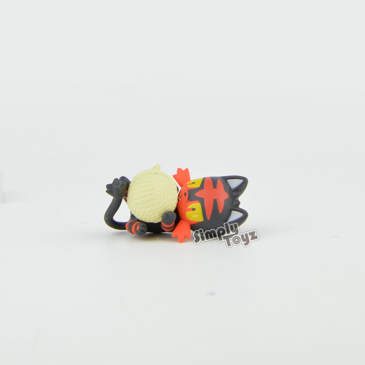 Pokemon Sun & Moon Nuku Nuku Takara Tomy Ball Of Yarn Mini-Figure