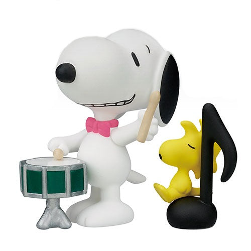 Peanuts Snoopy Fantastic Jazz Weekend Takara Tomy 1.5-Inch Mini-Figure