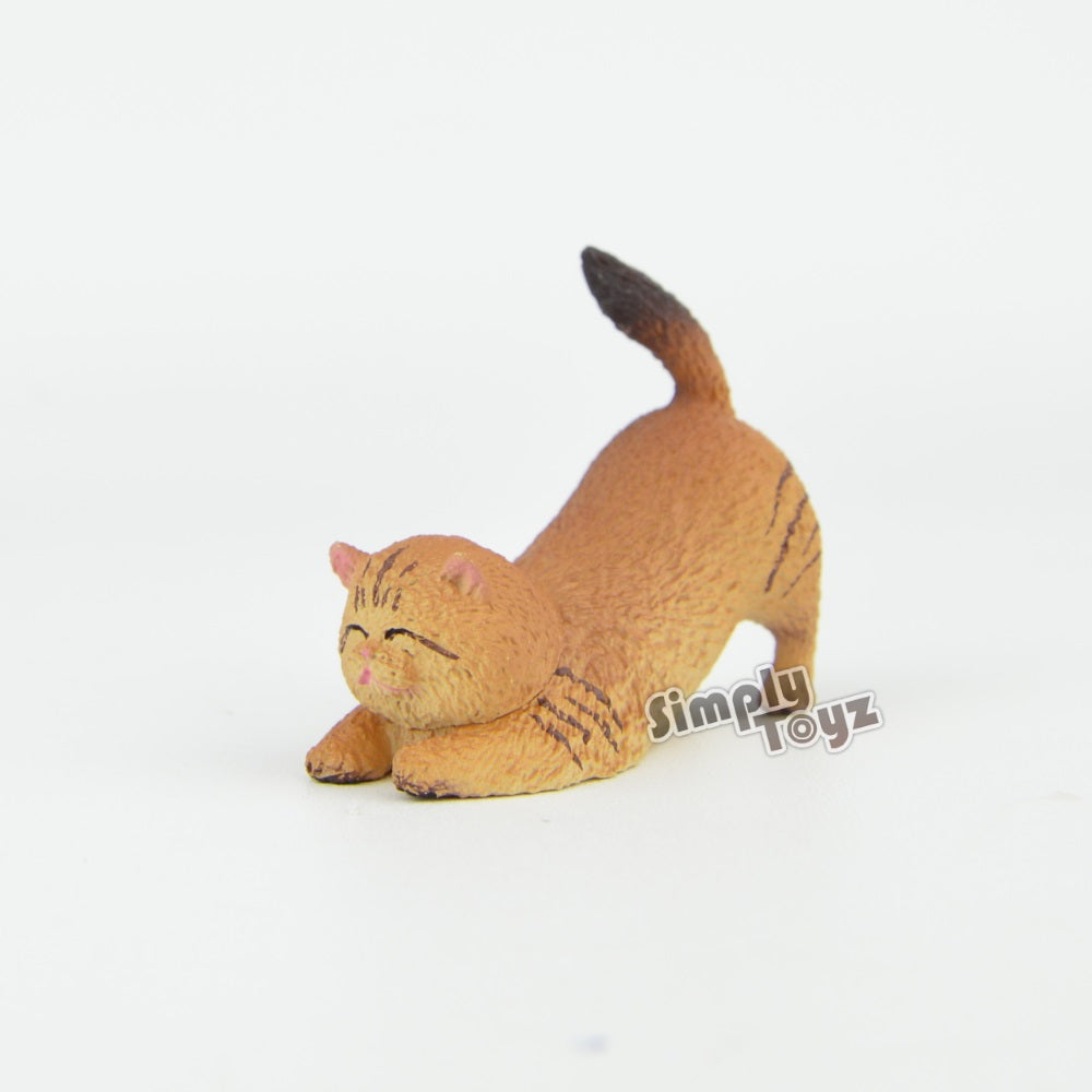 Animal Life Baby Yoga Cat 2.5-Inch Mini-Figure